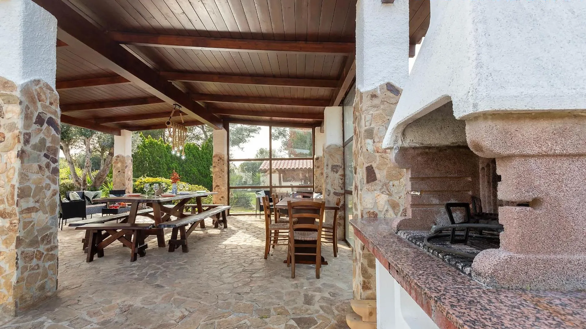 Clicksardegna Luxury Villa Elike With Private Pool With Patio And Barbecue Area Surigheddu 0*,